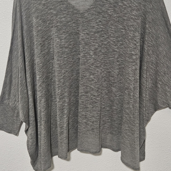 Helmut Lang oversized light weight top size medium - Picture 10 of 11